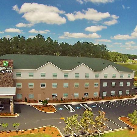 Holiday Inn Express Defuniak Springs By Ihg Exterior photo