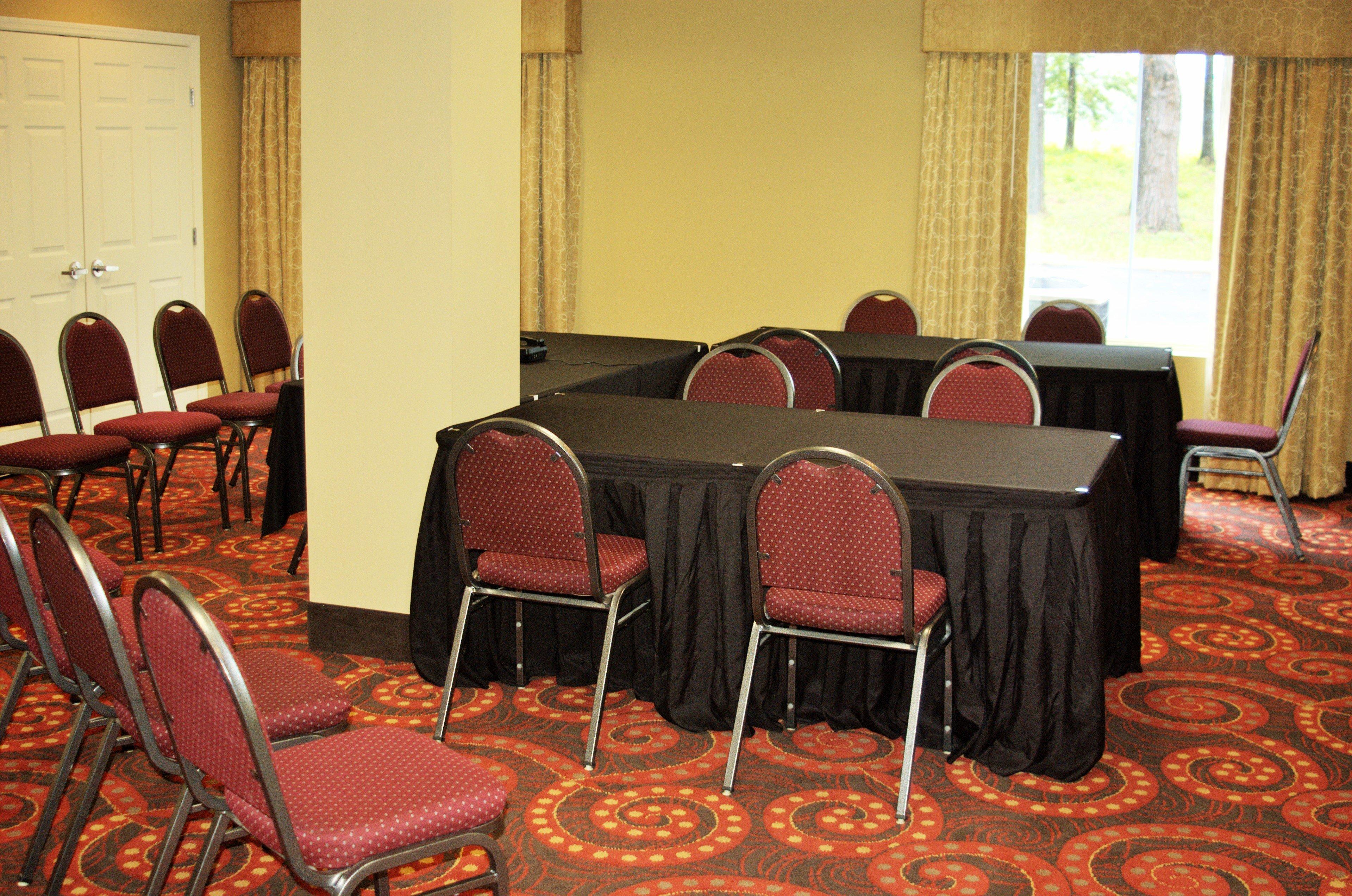 Holiday Inn Express Defuniak Springs By Ihg Exterior photo